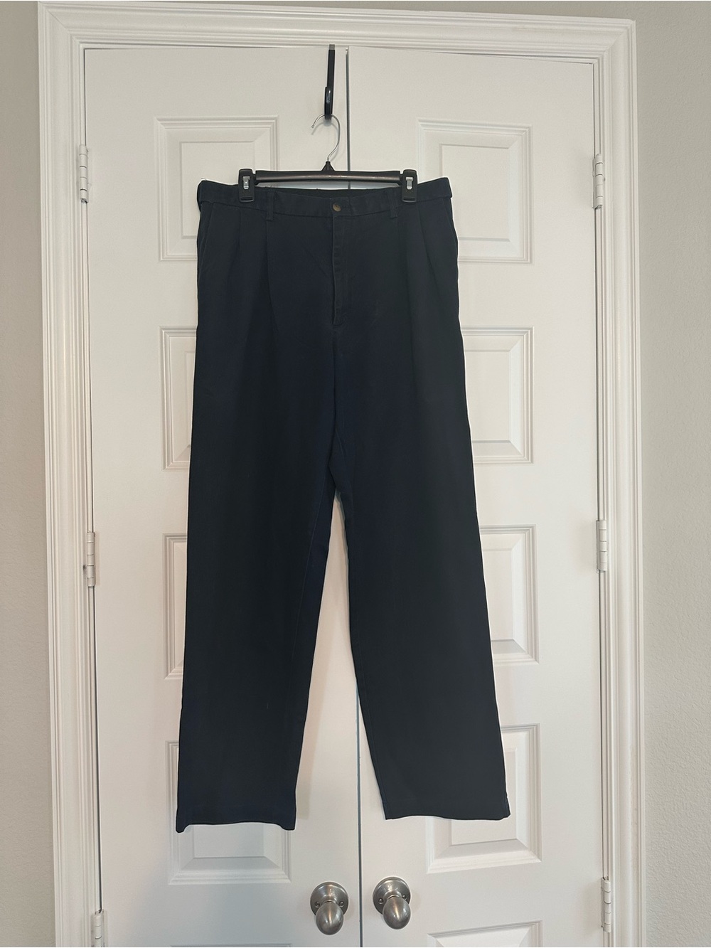 Haggar Men's Navy Blue Pleated Dress Pants Sz 32x32